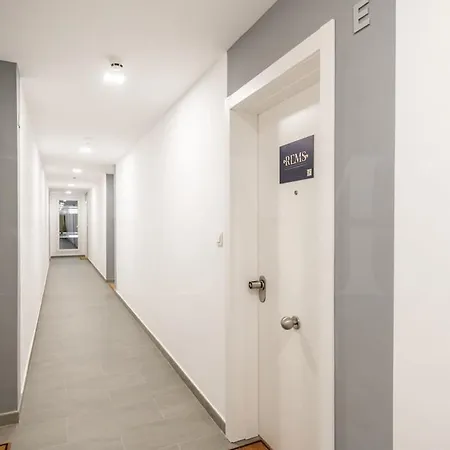 Panoramic Skyrise On The 20th Floor By Rems * Malaga